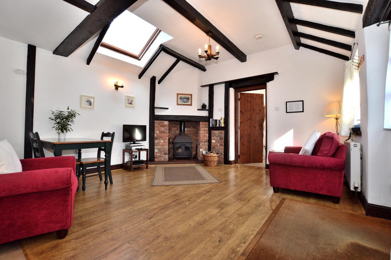 Three Gates Farm Holiday Cottages Huntsham Zewnętrze zdjęcie